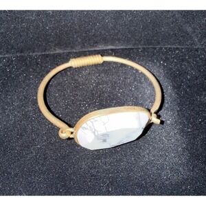 Gold Tone White Howlite Faceted Stone Bangle Bracelet Hook Closure Boho Cuff